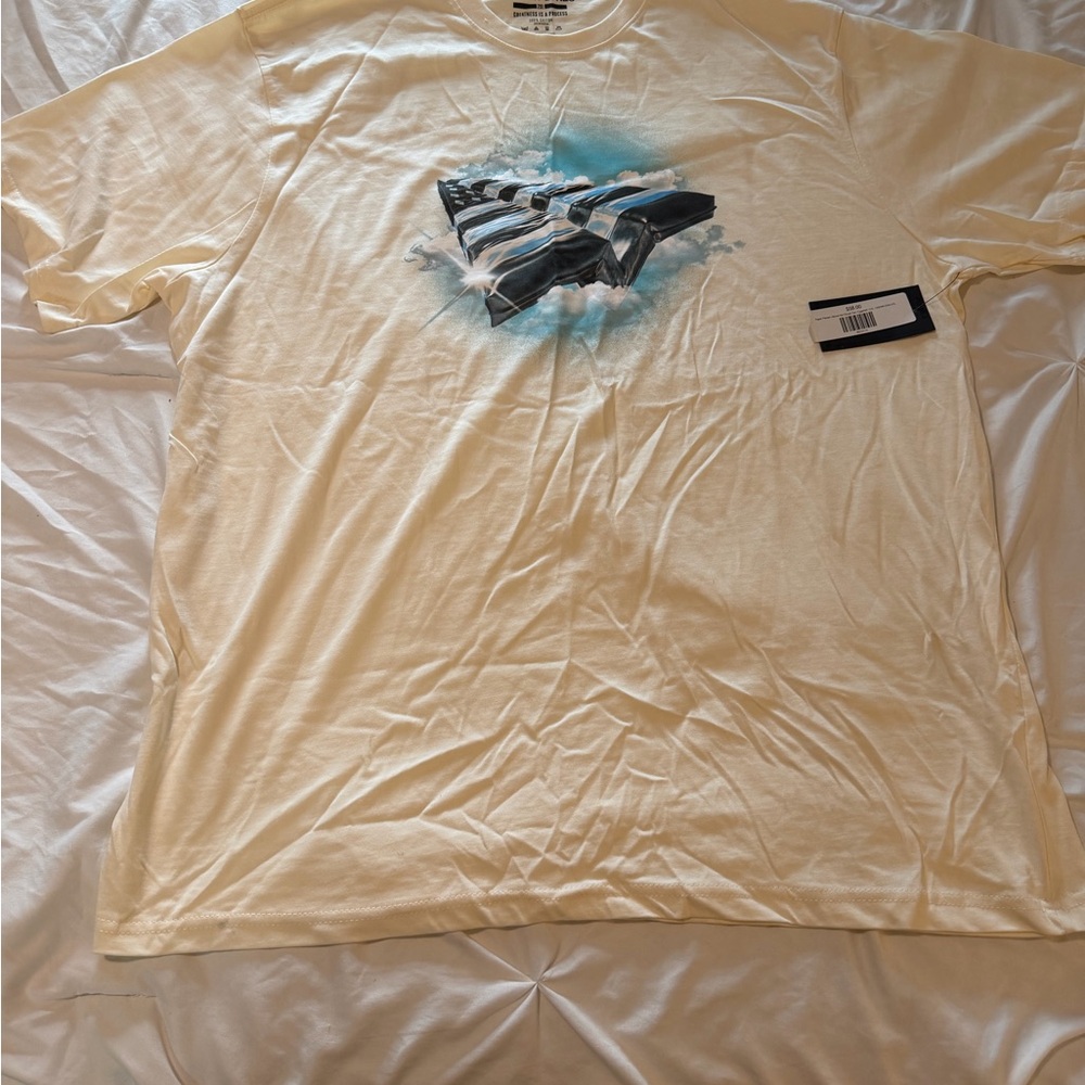 Paper Planes above the clouds Beige Graphic Tee for Men